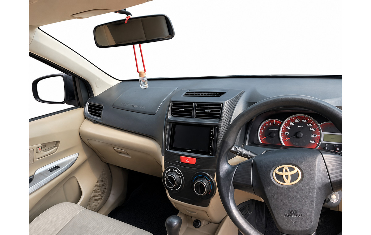 Dashboard Toyota Avanza 1.3 G AT
